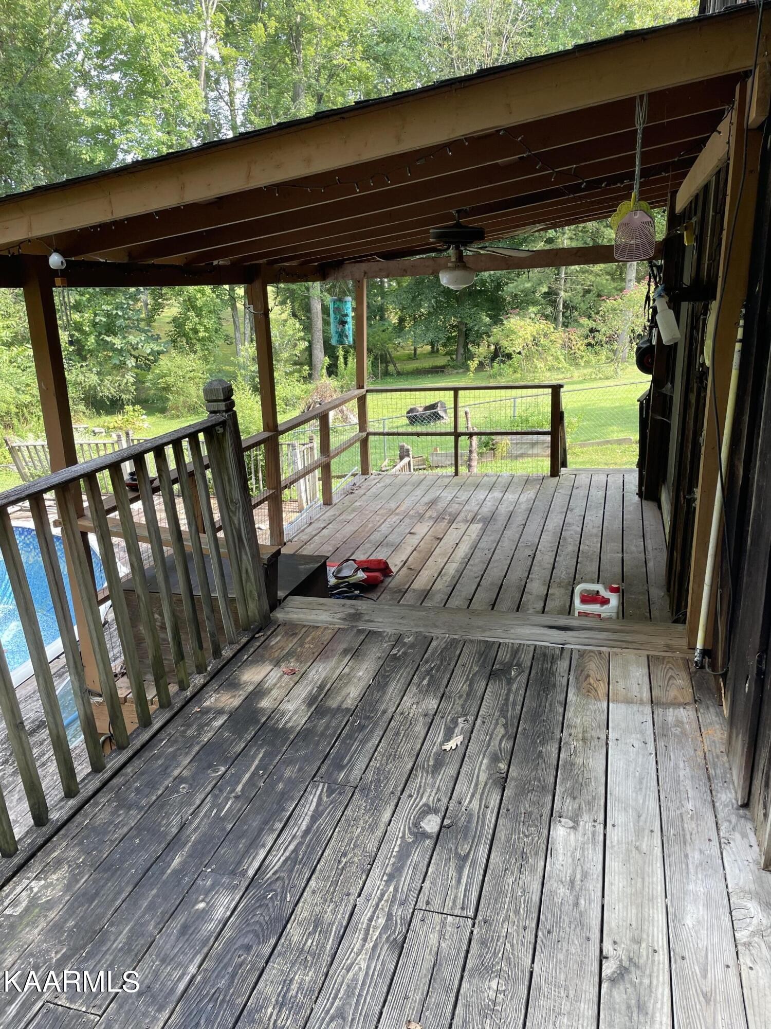 330 South Apache Road Clinton, TN 37716 - Photo 29 of 40