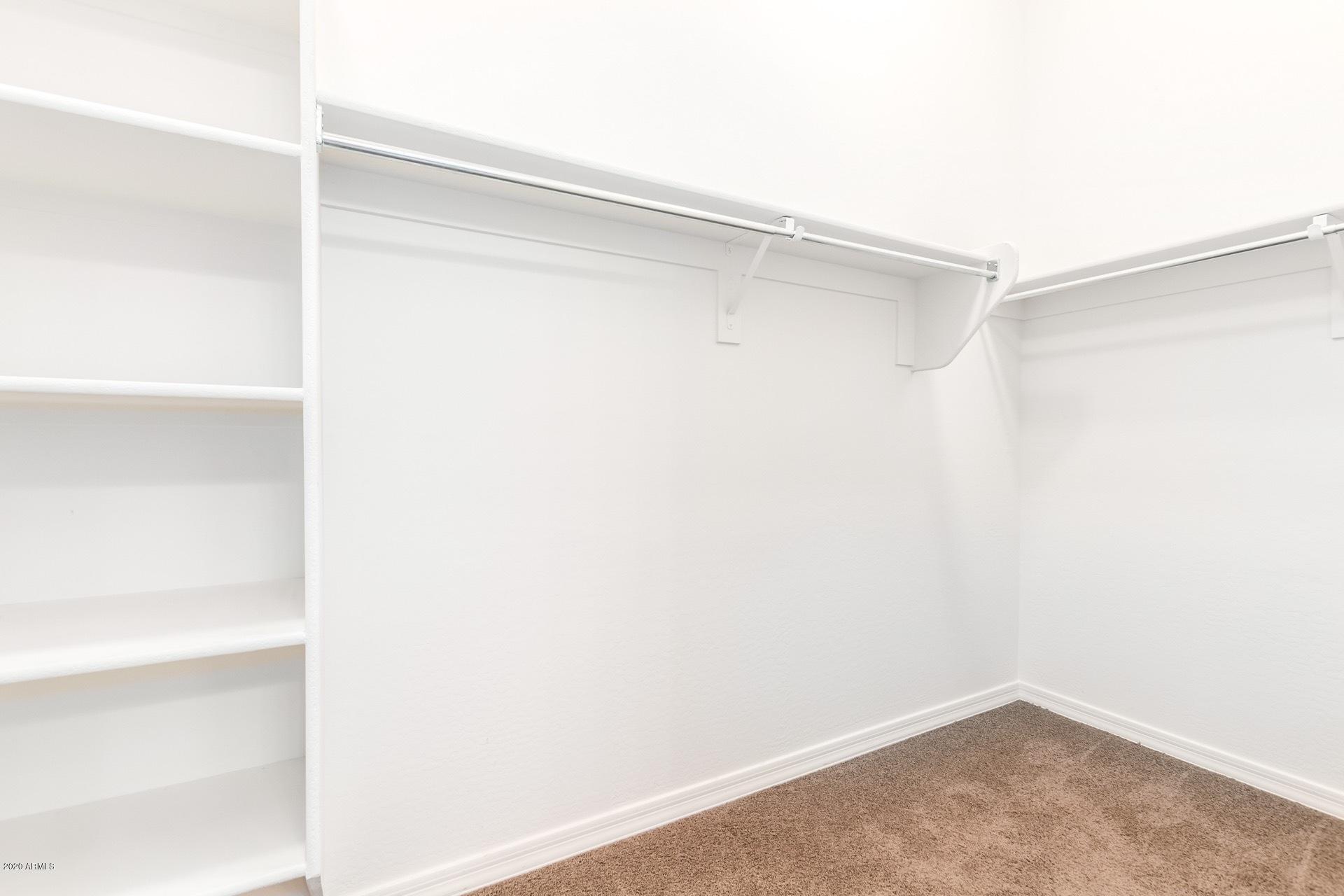 1489 East Hummingbird Way Gilbert, AZ 85297 - Photo 15 of 32 large walk-in closet
