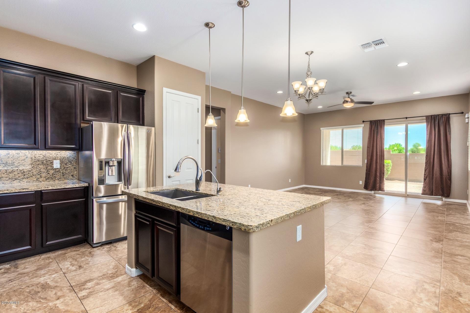 1489 East Hummingbird Way Gilbert, AZ 85297 - Photo 4 of 32 Fridge included