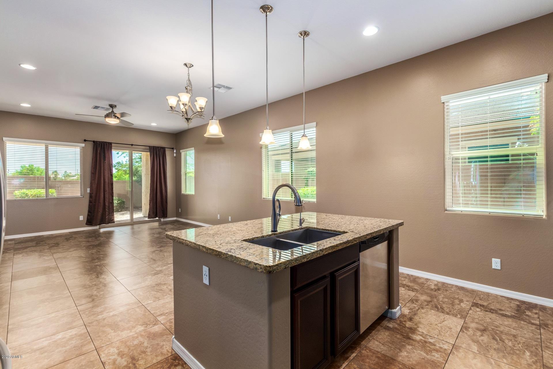 1489 East Hummingbird Way Gilbert, AZ 85297 - Photo 5 of 32 Open to great room