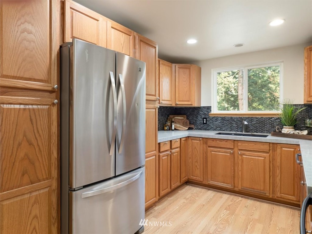 19205 Southeast 164th Street Renton, WA 98058 - Photo 9 of 30 Gallery Image 9