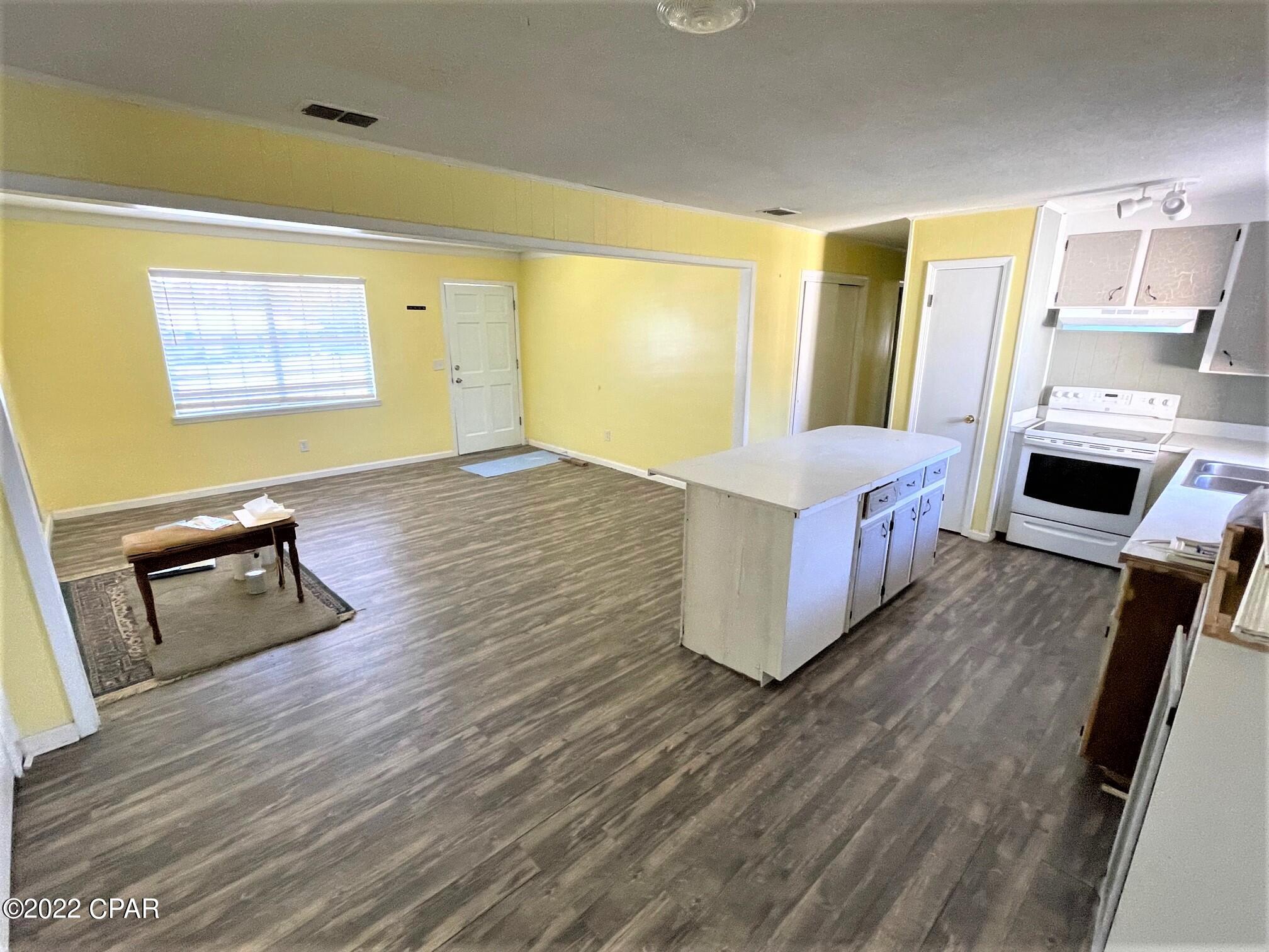 3265 Azalea Road Marianna, FL 32446 - Photo 8 of 32 Gallery Image 8