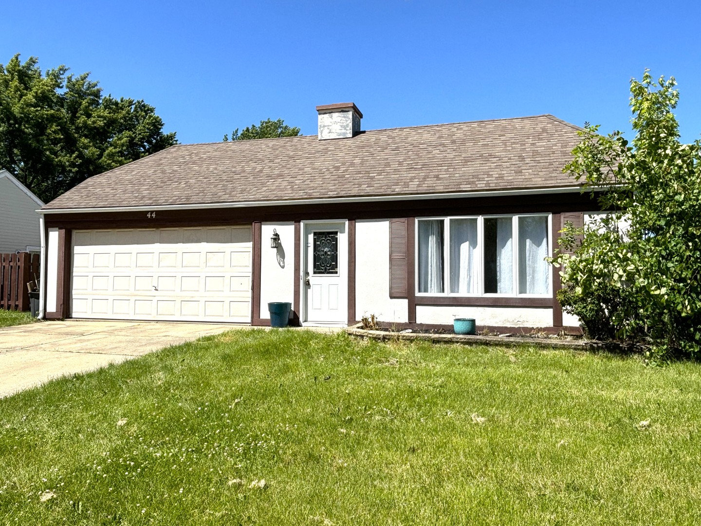 44 Ingleshire Road Montgomery, IL 60538 - Photo 1 of 11 Gallery Image 1