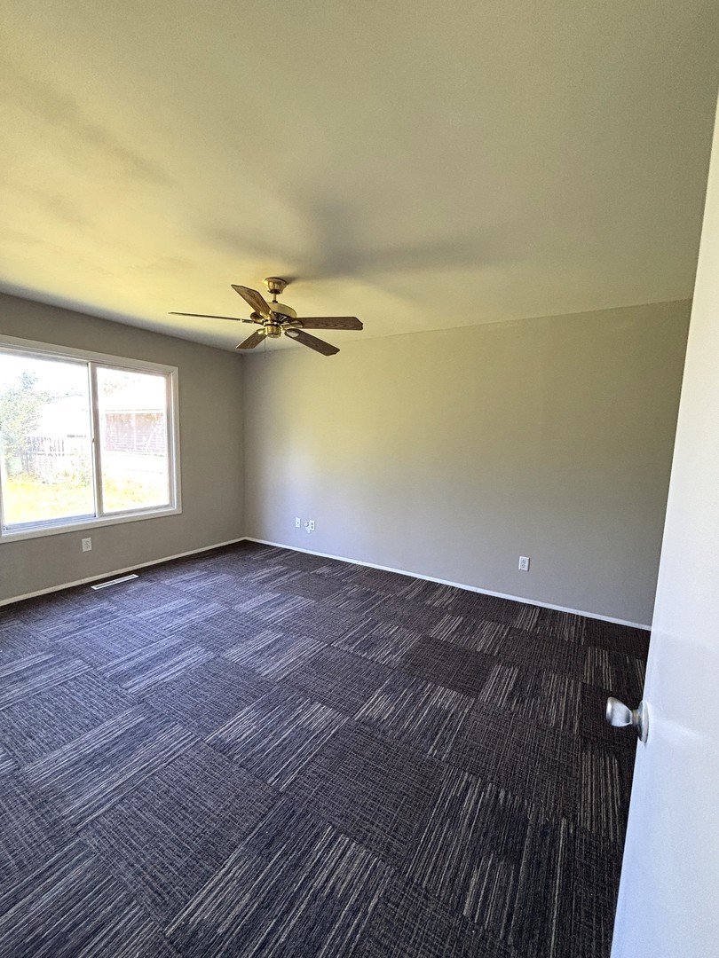 44 Ingleshire Road Montgomery, IL 60538 - Photo 9 of 11 Gallery Image 9