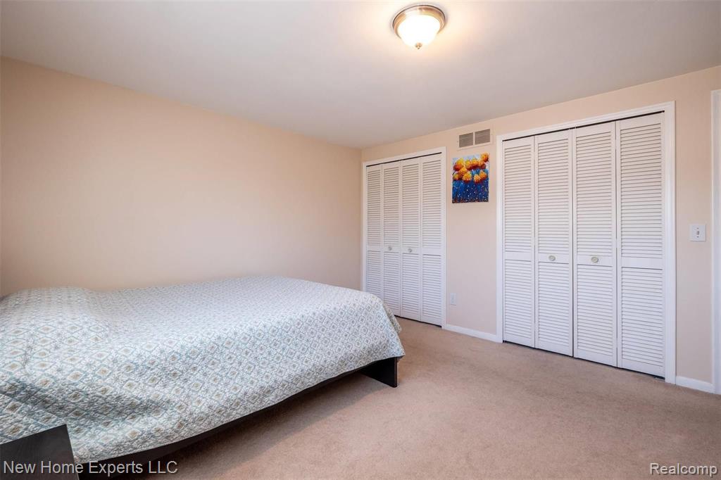 2170 Highsplint Drive Rochester Hills, MI 48307 - Photo 17 of 26