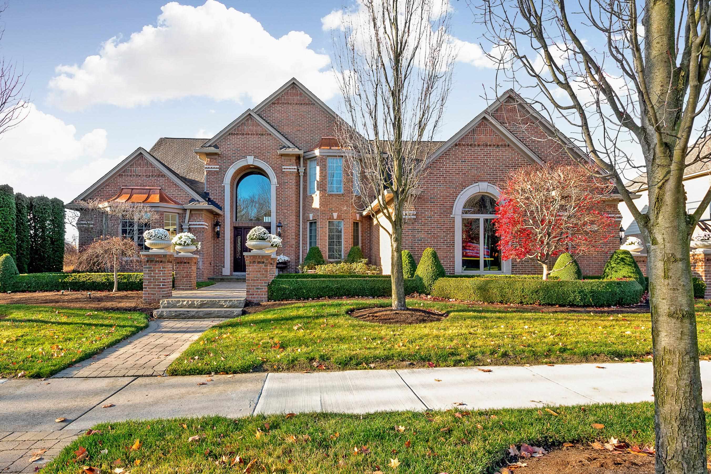1140 Autumnview Drive Rochester, MI 48307 - Photo 1 of 80 50097258.JPG