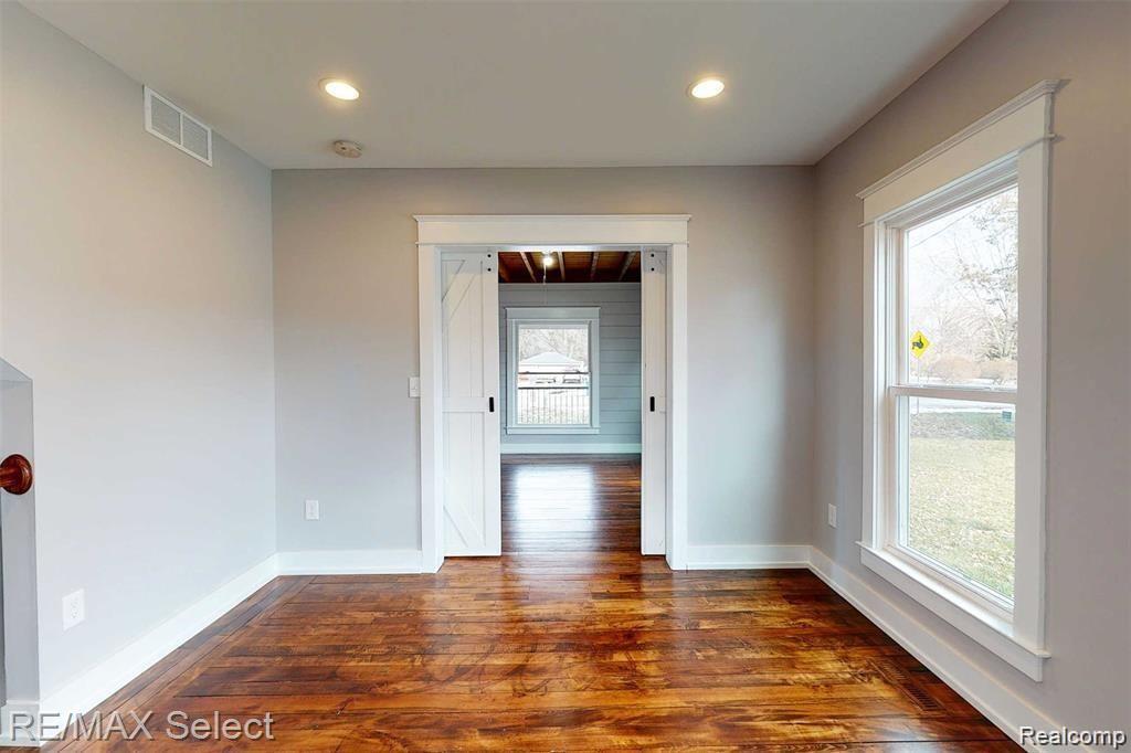 10121 Beecher Road Flushing, MI 48433 - Photo 26 of 61