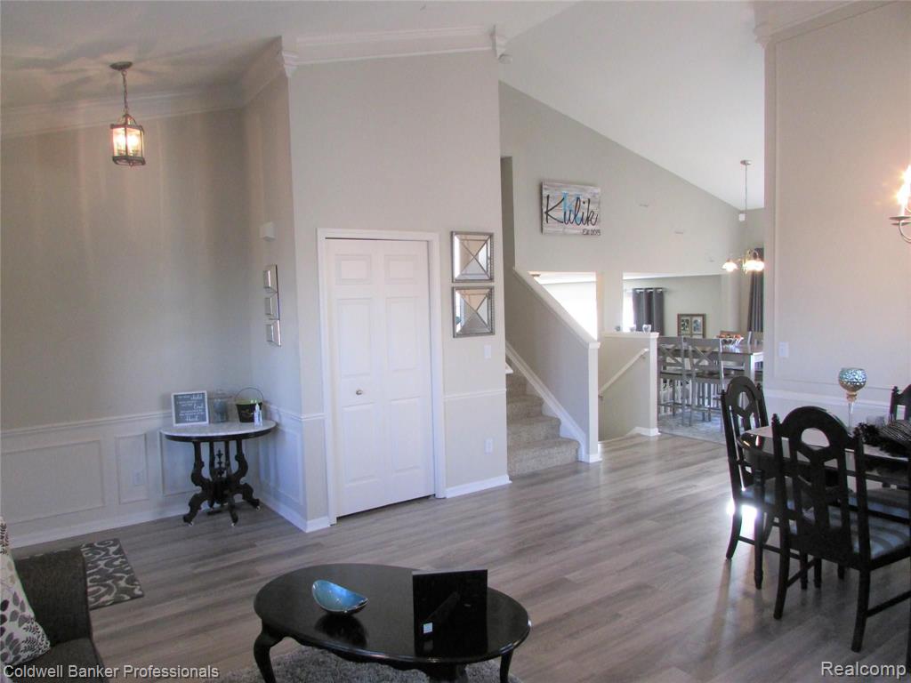 500 Otter Run Road Holly, MI 48442 - Photo 6 of 48