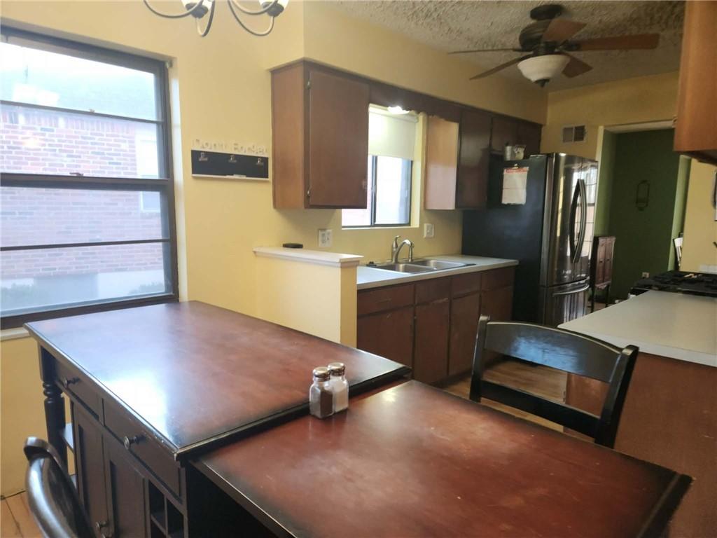 1000 Northwest Canterbury Road Blue Springs, MO 64015 - Photo 7 of 47