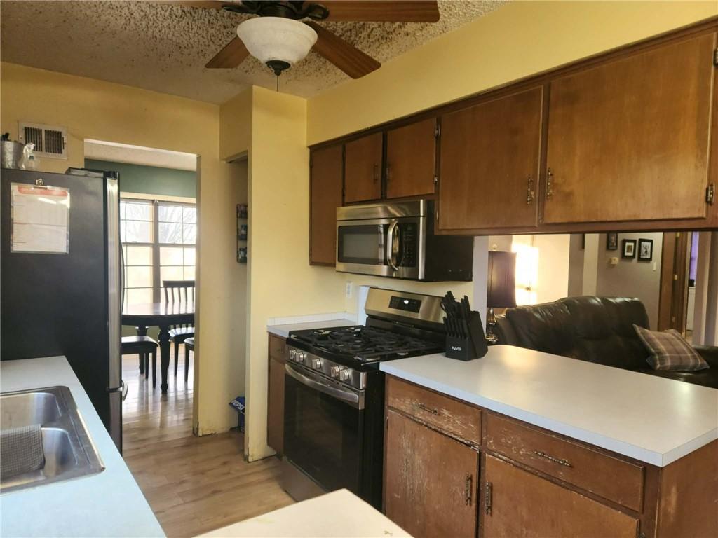 1000 Northwest Canterbury Road Blue Springs, MO 64015 - Photo 8 of 47