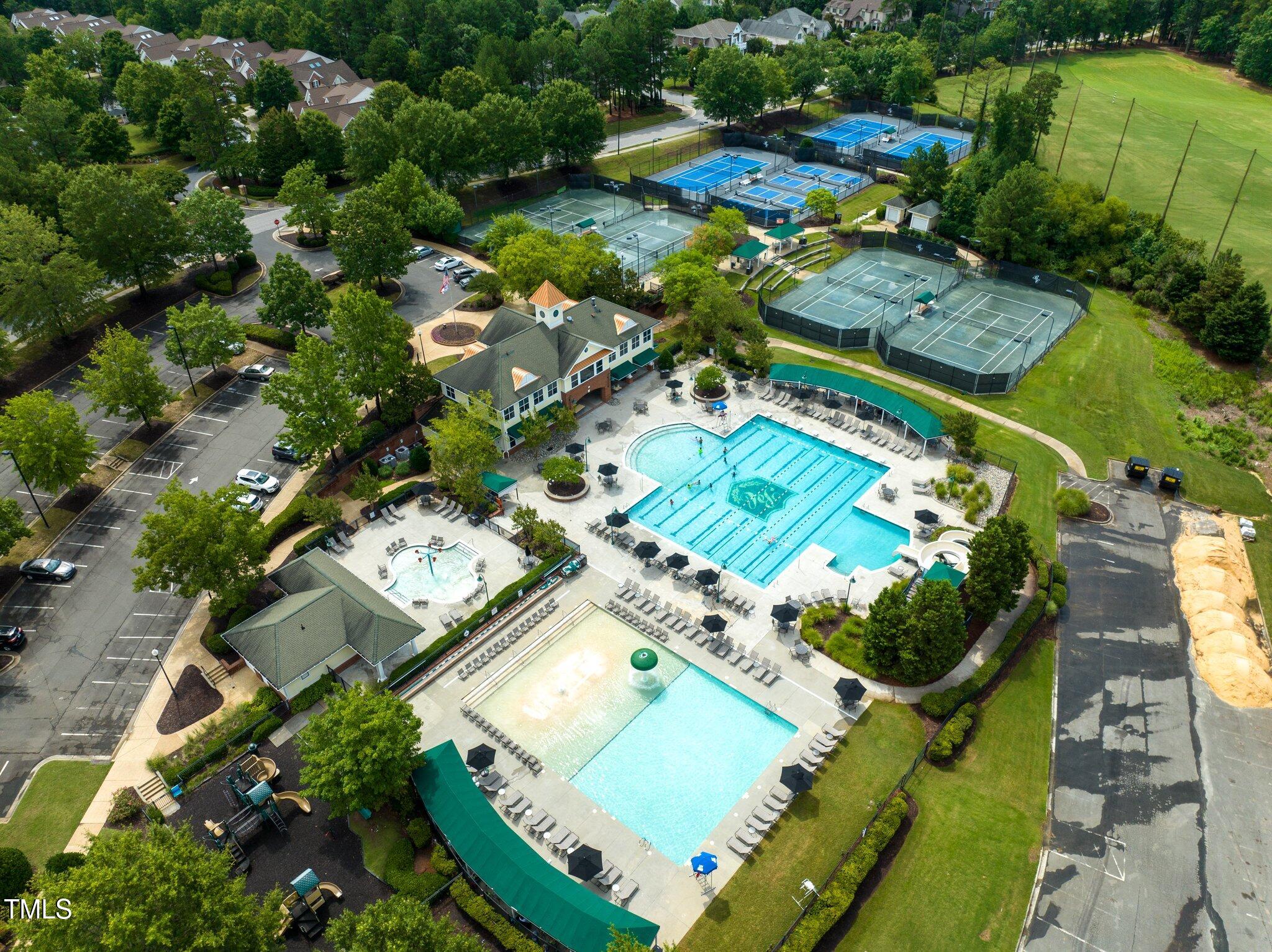 10400 Rosegate Court, Unit 3 Raleigh, NC 27617 - Photo 38 of 41 46-web-or-mls-Twins-093