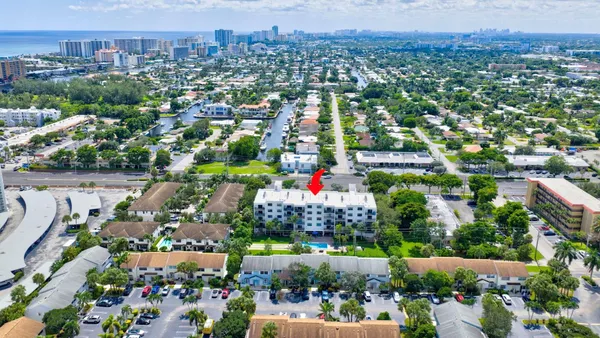 $344,900 | 2707 Northeast 14th Street Causeway, Unit 401, Pompano Beach, FL 33062