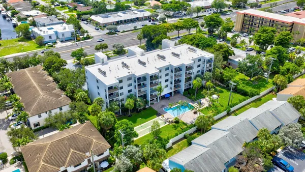 $344,900 | 2707 Northeast 14th Street Causeway, Unit 401, Pompano Beach, FL 33062