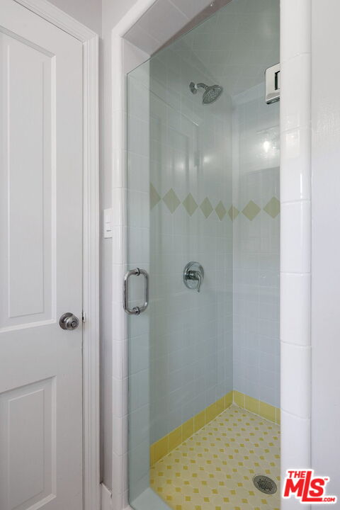 15415 Albright Street Pacific Palisades, CA 90272 - Photo 16 of 21 a bathroom with a shower