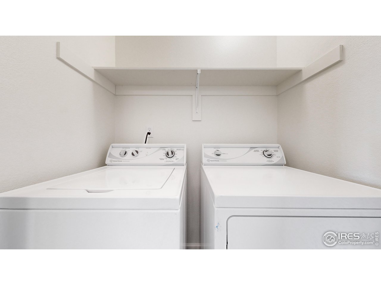 4355 24th Street Road, Unit 3202 Greeley, CO 80634 - Photo 22 of 33 Upper Level Laundry! Don't have to take the laundry downstairs!