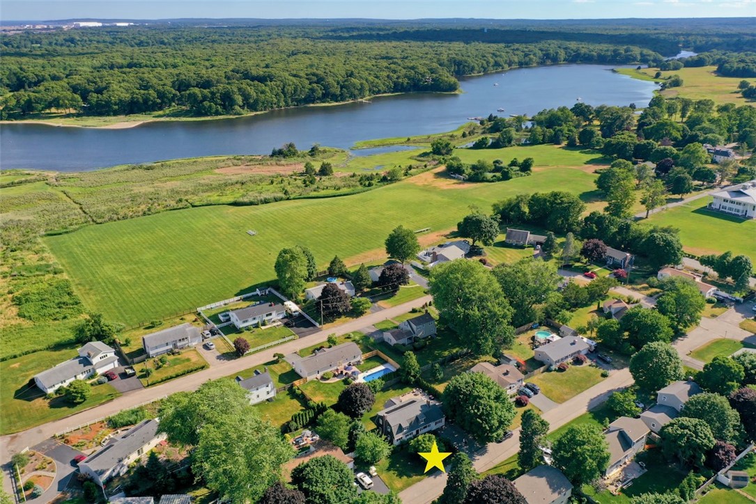 46 Netop Drive Warwick, RI 02818 - Photo 2 of 50