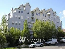 2522 Rucker Avenue, Unit 302 Everett, WA 98201 - Photo 5 of 13