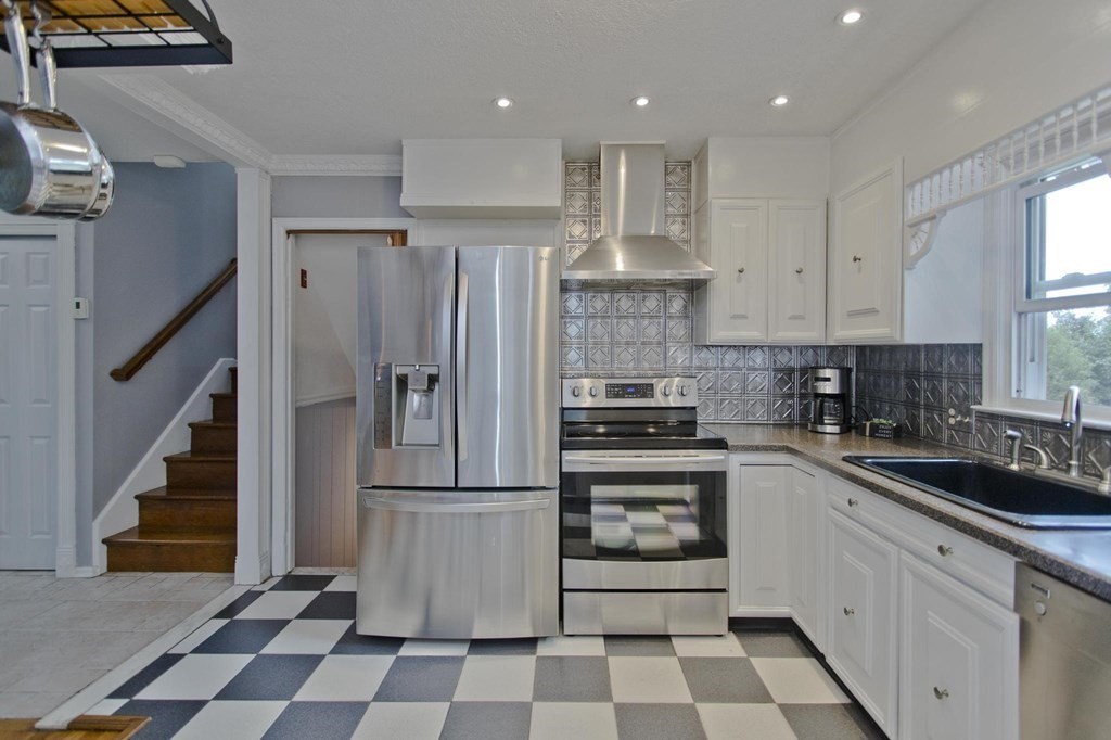 16 Pinnacle Road Monson, MA 01057 - Photo 8 of 37