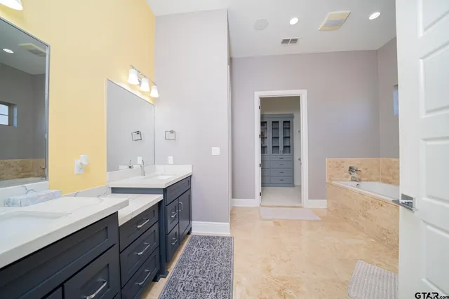 $1,349,000 | 3410 Oak Hill Trail, Longview, TX 75605