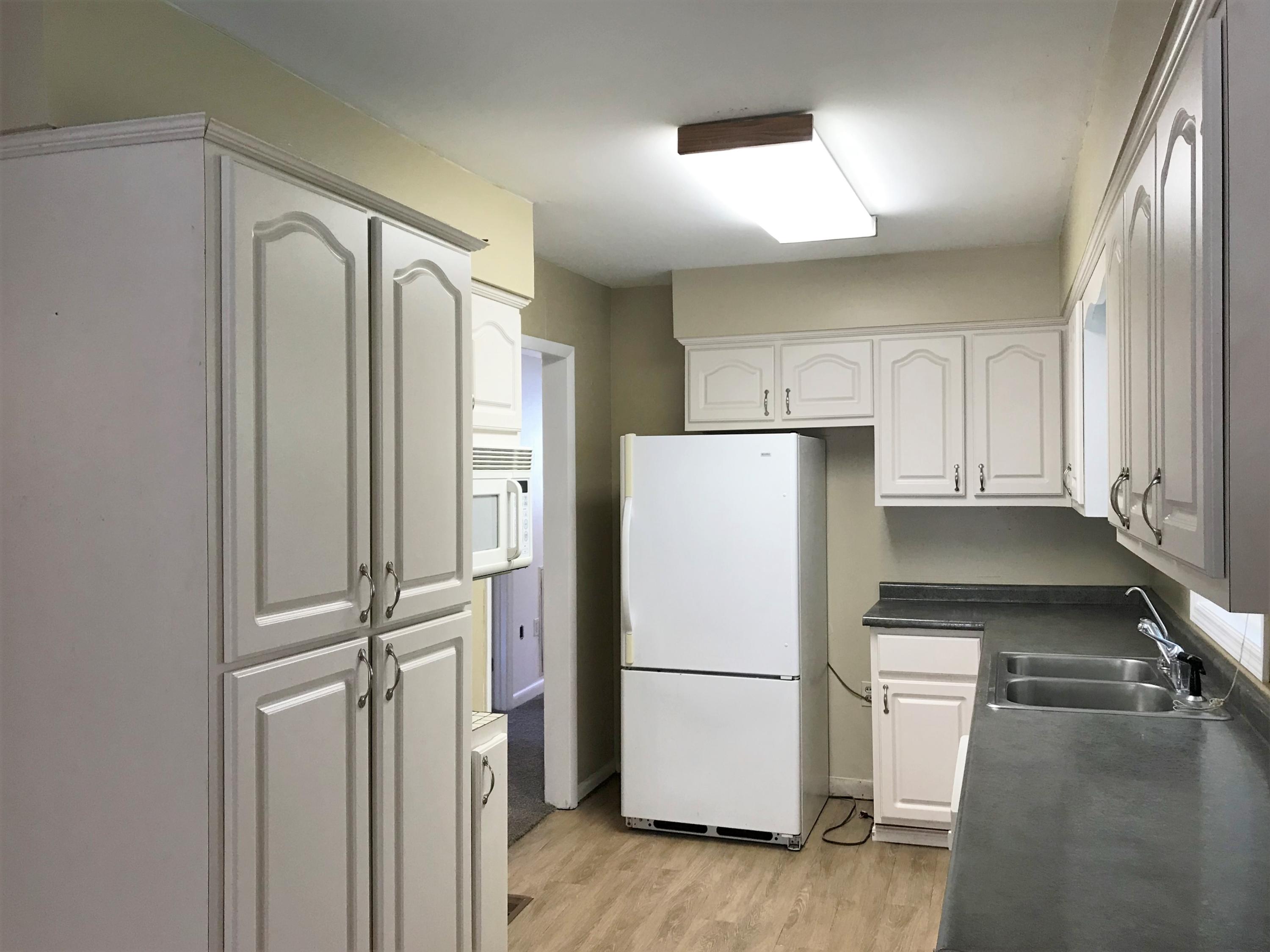 828 Cemetery Road Oliver Springs, TN 37840 - Photo 12 of 24 Kitchen