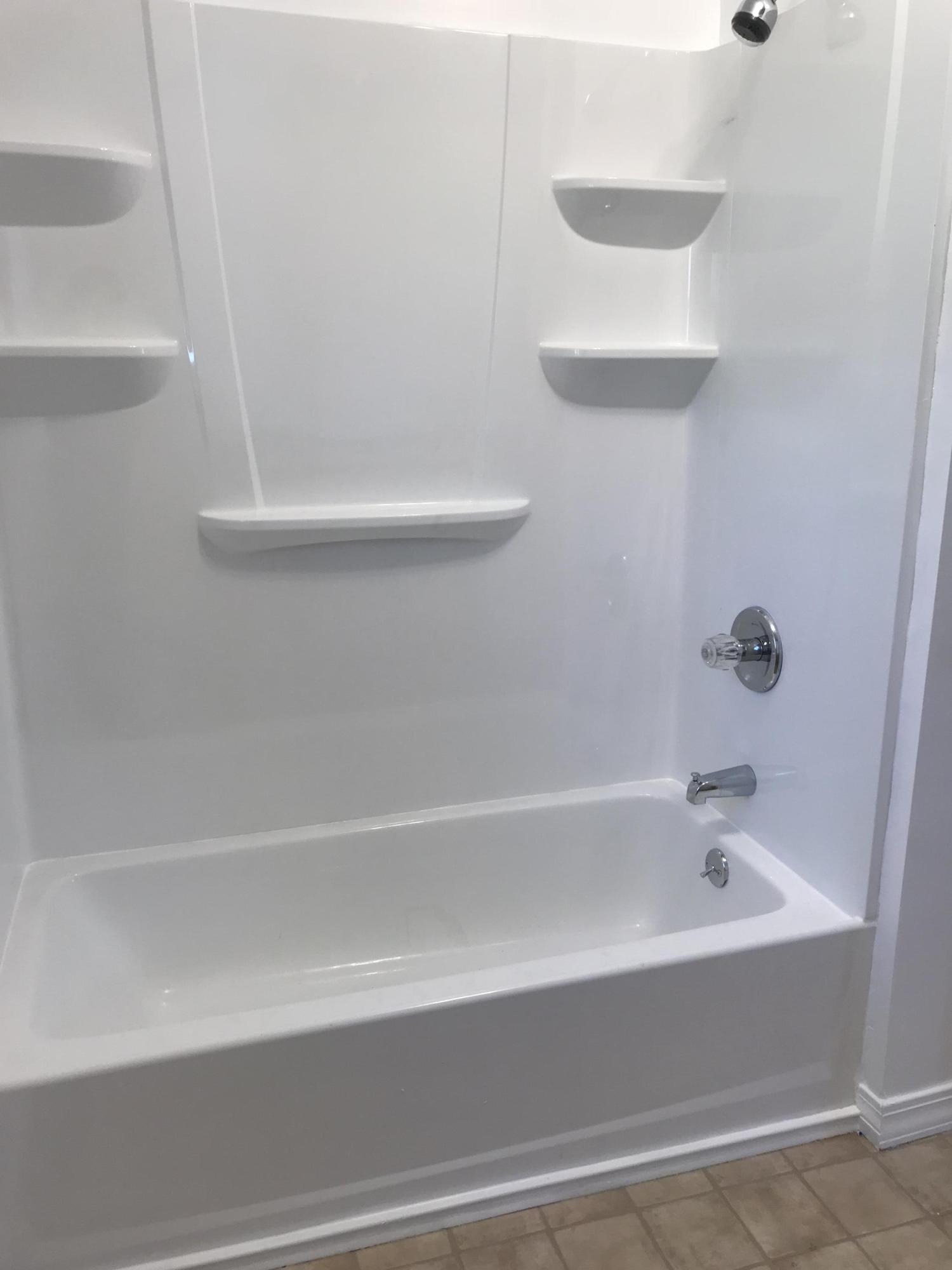 828 Cemetery Road Oliver Springs, TN 37840 - Photo 20 of 24 Newer tub/shower
