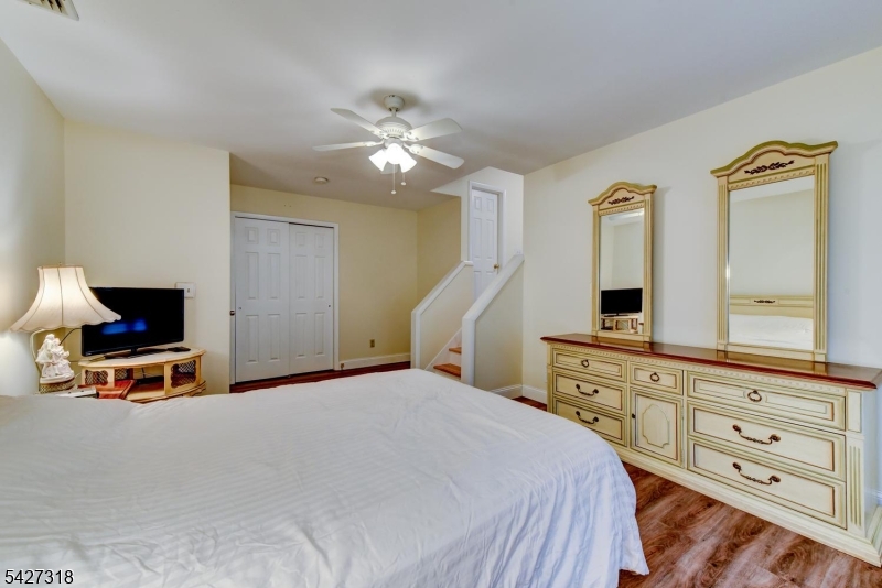 52 Ashburn Road Wayne, NJ 07470 - Photo 39 of 49