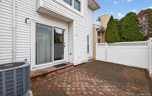 a view of a house with a garage