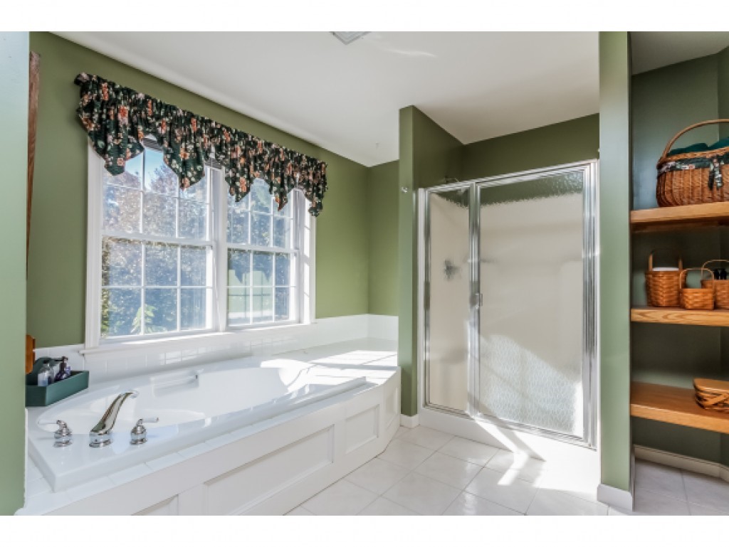 19 Springfield Circle Merrimack, NH 03054 - Photo 23 of 36