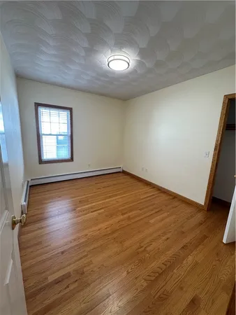 $1,900 | 471 Wood Street, Bristol, RI 02809