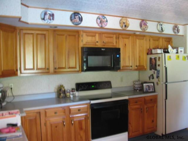 250 Warren Road Gloversville, NY 12078 - Photo 17 of 23 Photo 17