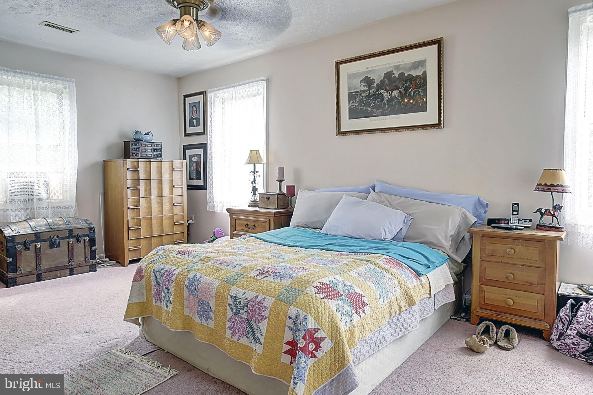 7445 Carver Road Gainesville, VA 20155 - Photo 15 of 30 Bedroom (Master)