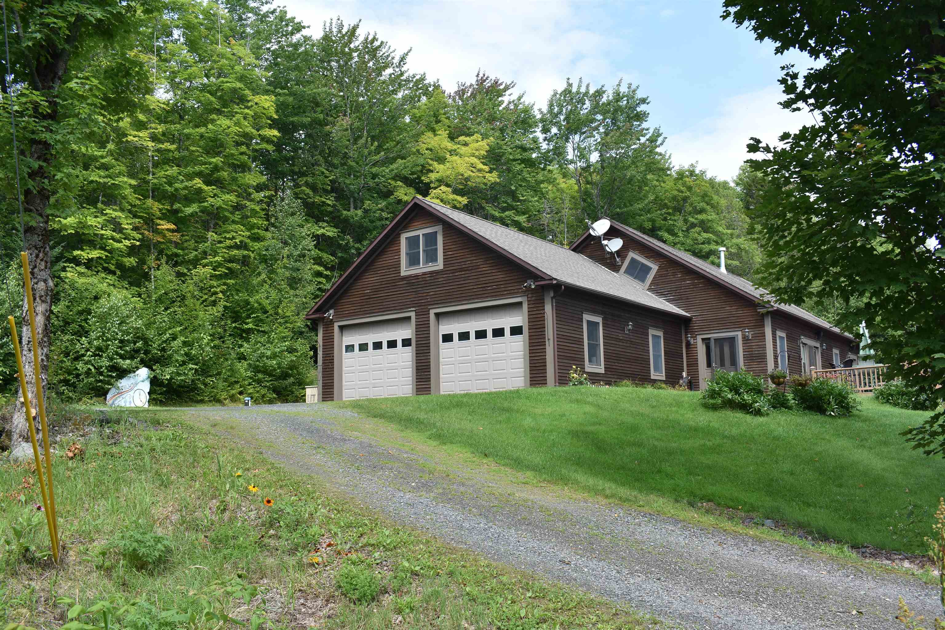 638 Hinman Road Glover, VT 05839 - Photo 4 of 40