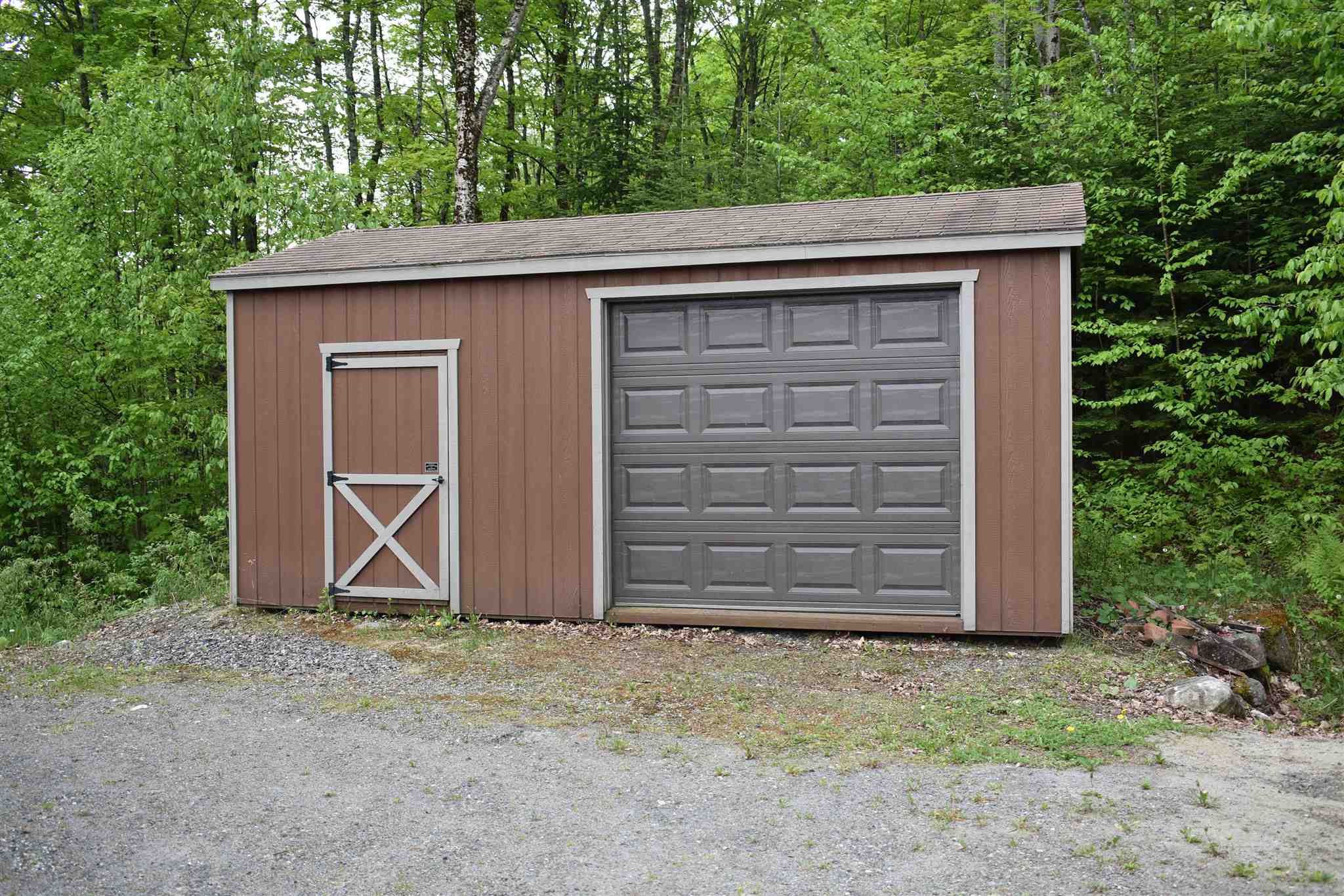 638 Hinman Road Glover, VT 05839 - Photo 9 of 40