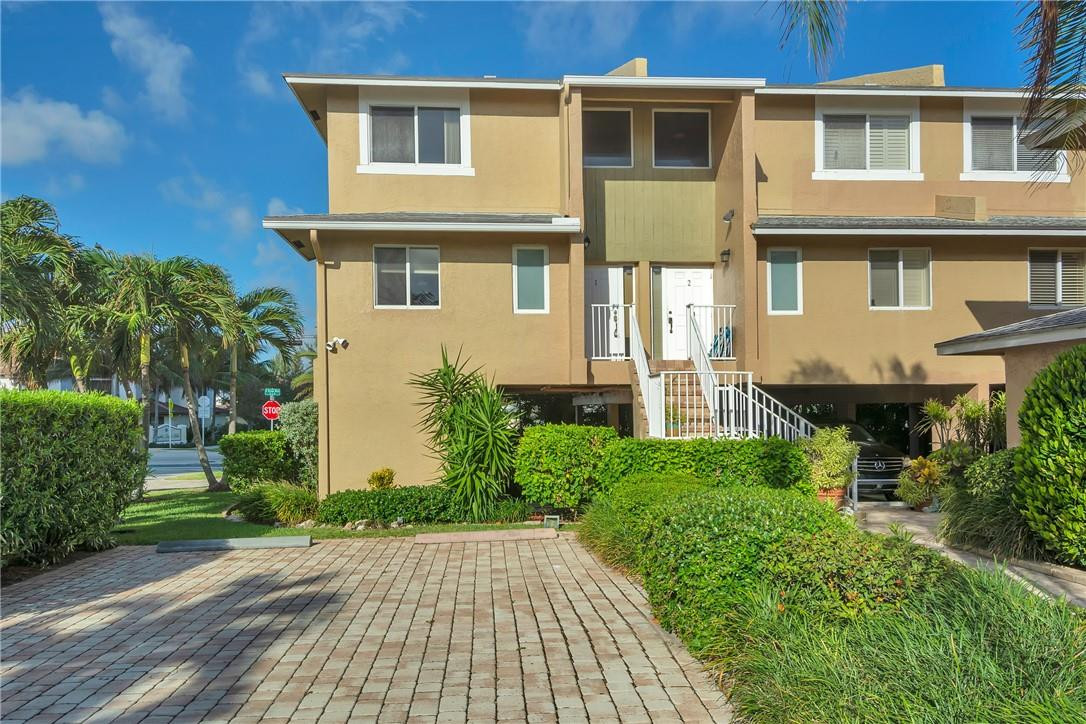3401 Southeast 8th Street, Unit 1 Pompano Beach, FL 33062 - Photo 2 of 23 Photo 2