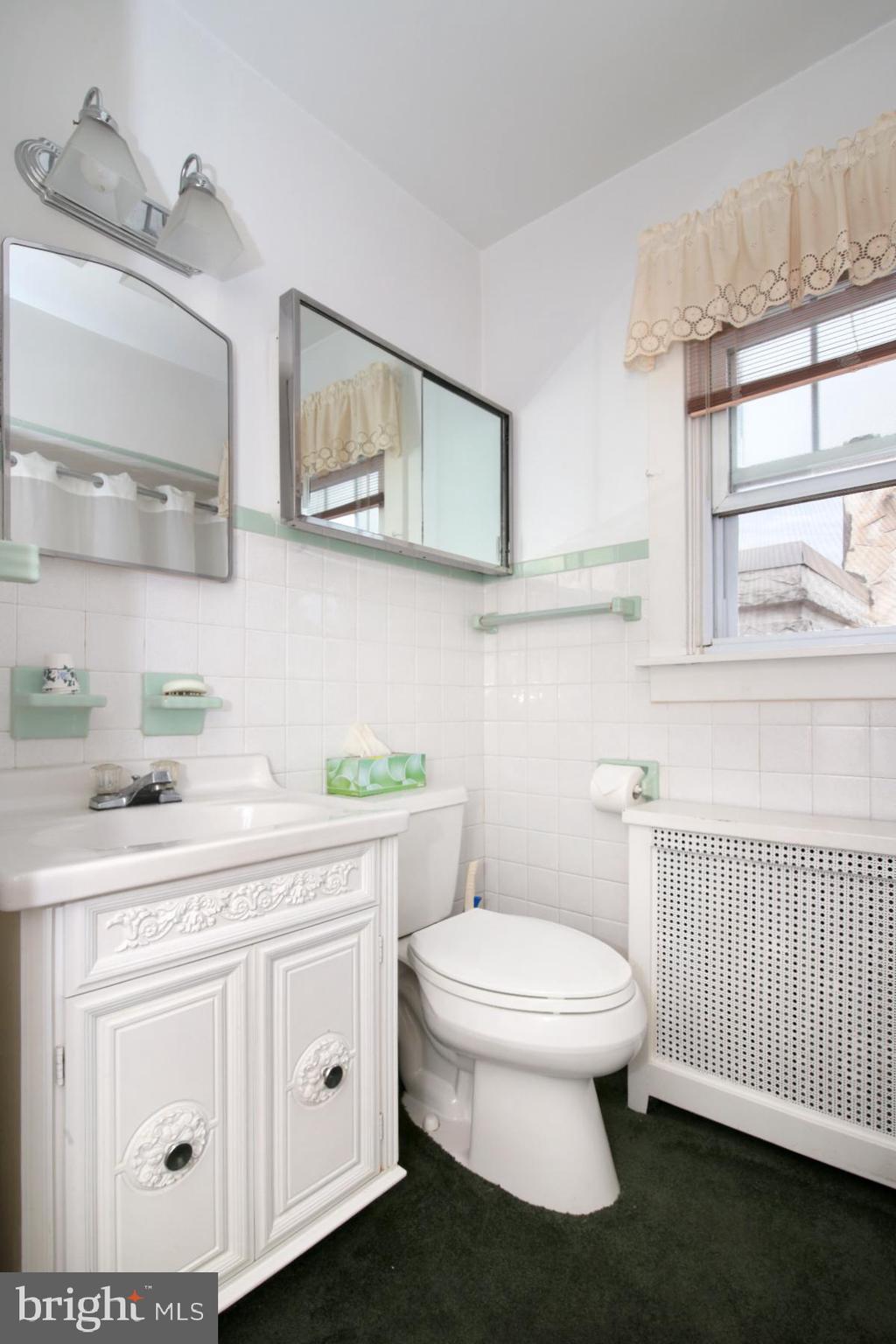 1031 Cornwall Road Lebanon, PA 17042 - Photo 17 of 40 Full Bath