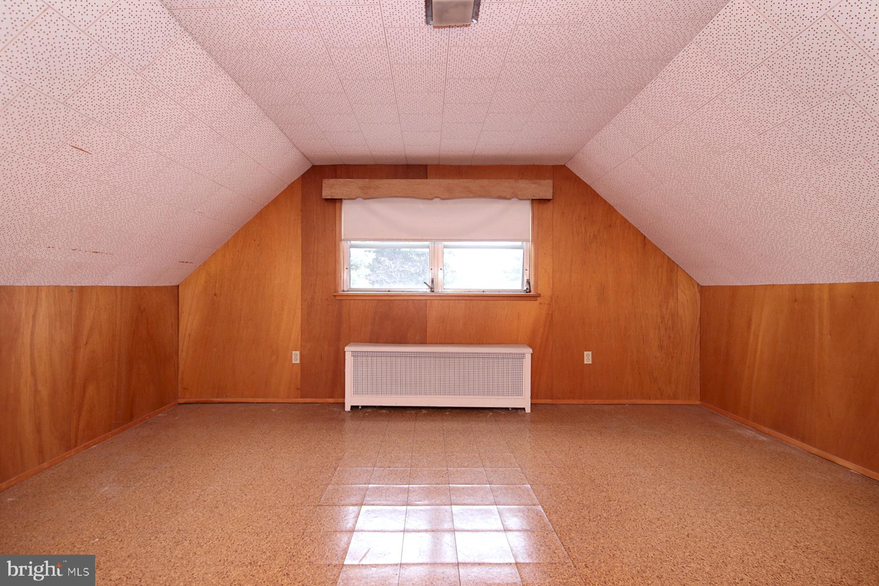 1031 Cornwall Road Lebanon, PA 17042 - Photo 20 of 40 Attic