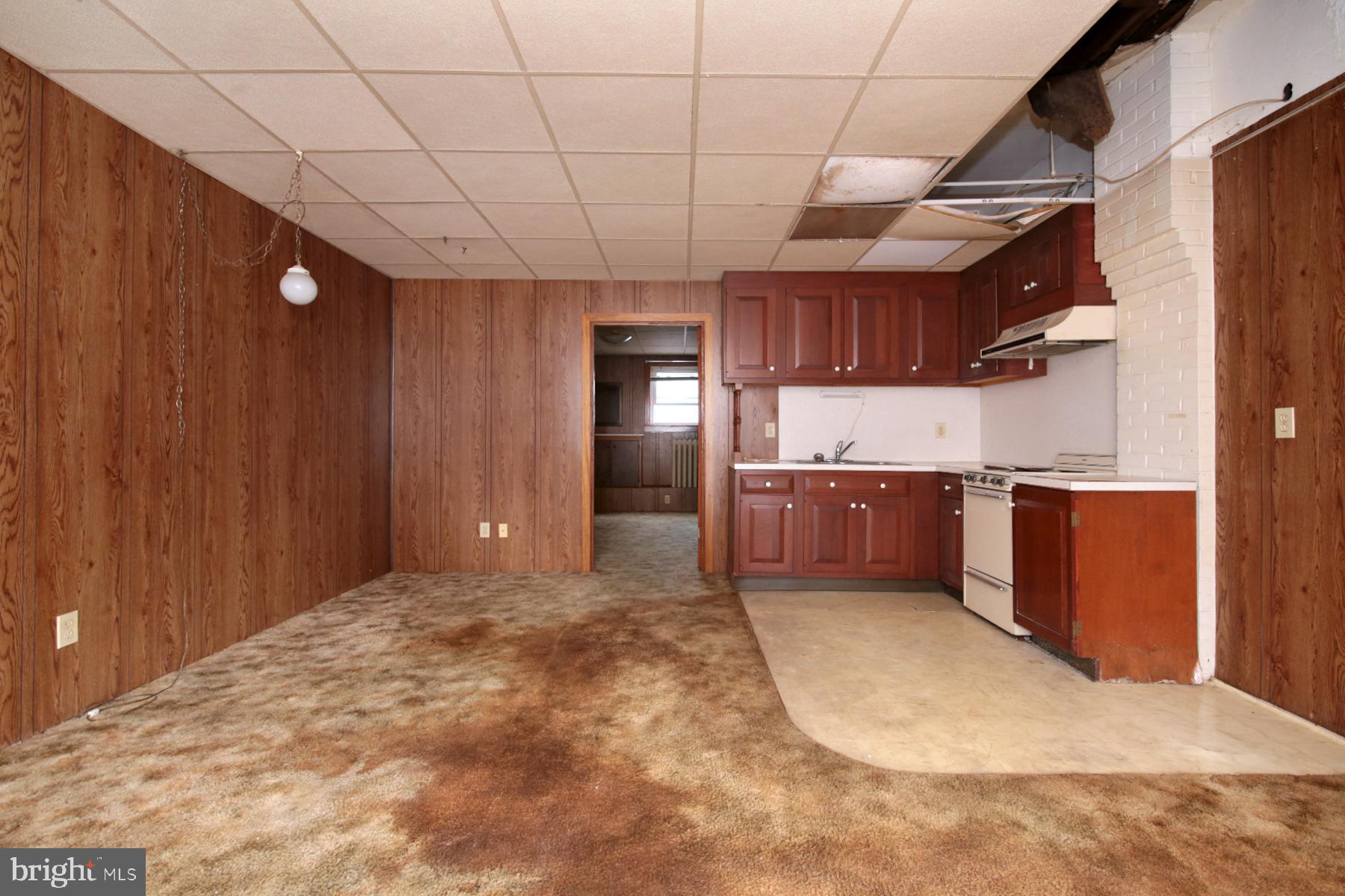 1031 Cornwall Road Lebanon, PA 17042 - Photo 24 of 40 2nd Apartment