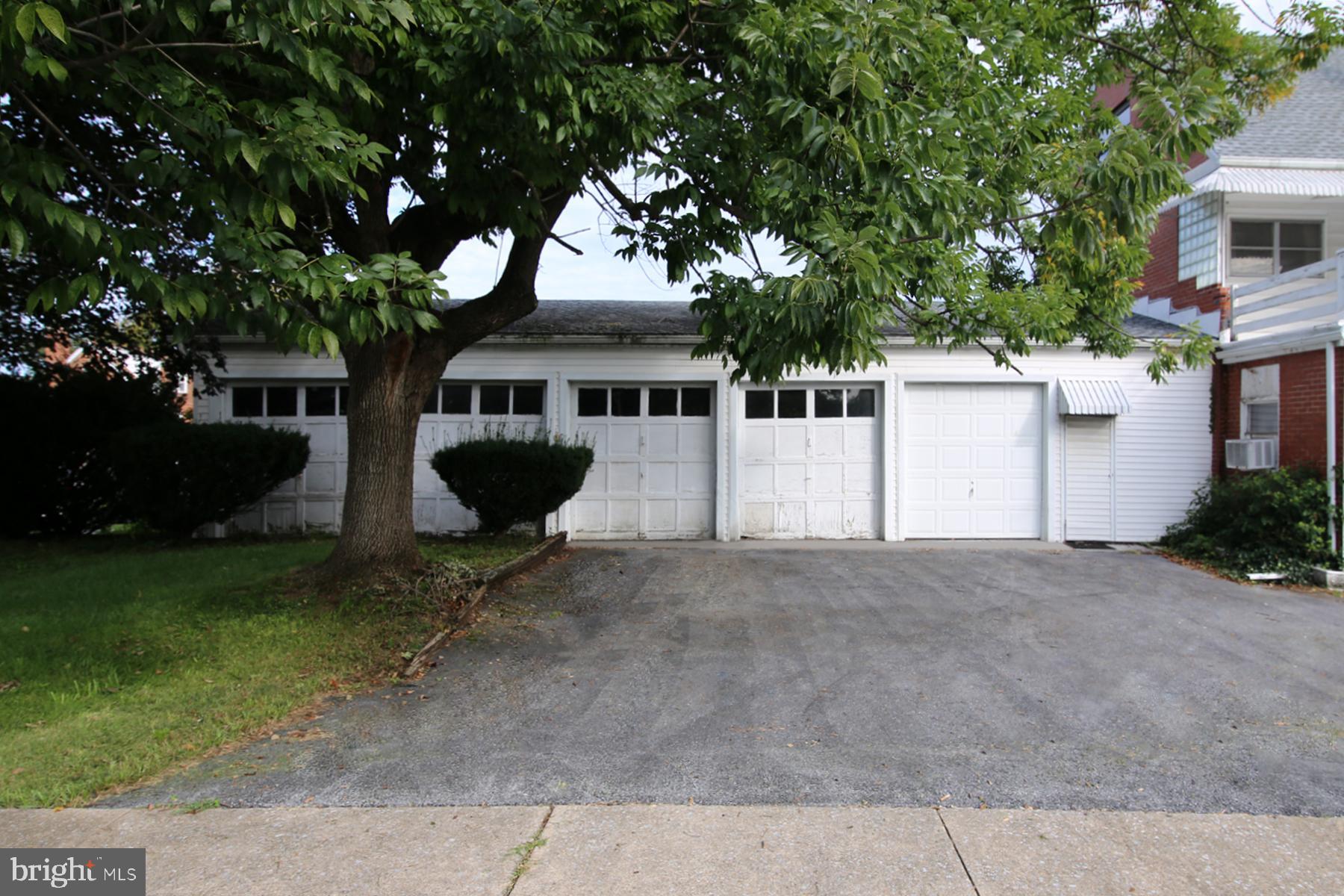 1031 Cornwall Road Lebanon, PA 17042 - Photo 4 of 40 Gallery Image 4