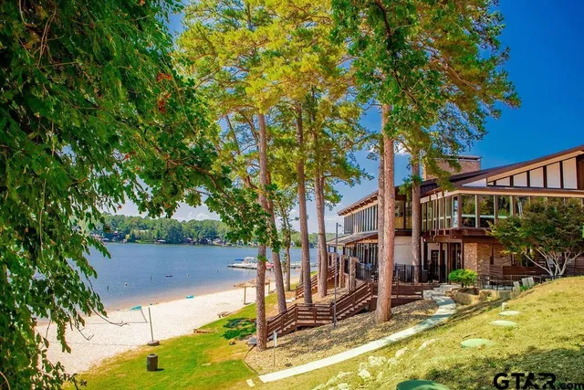 a view of outdoor space yard and patio