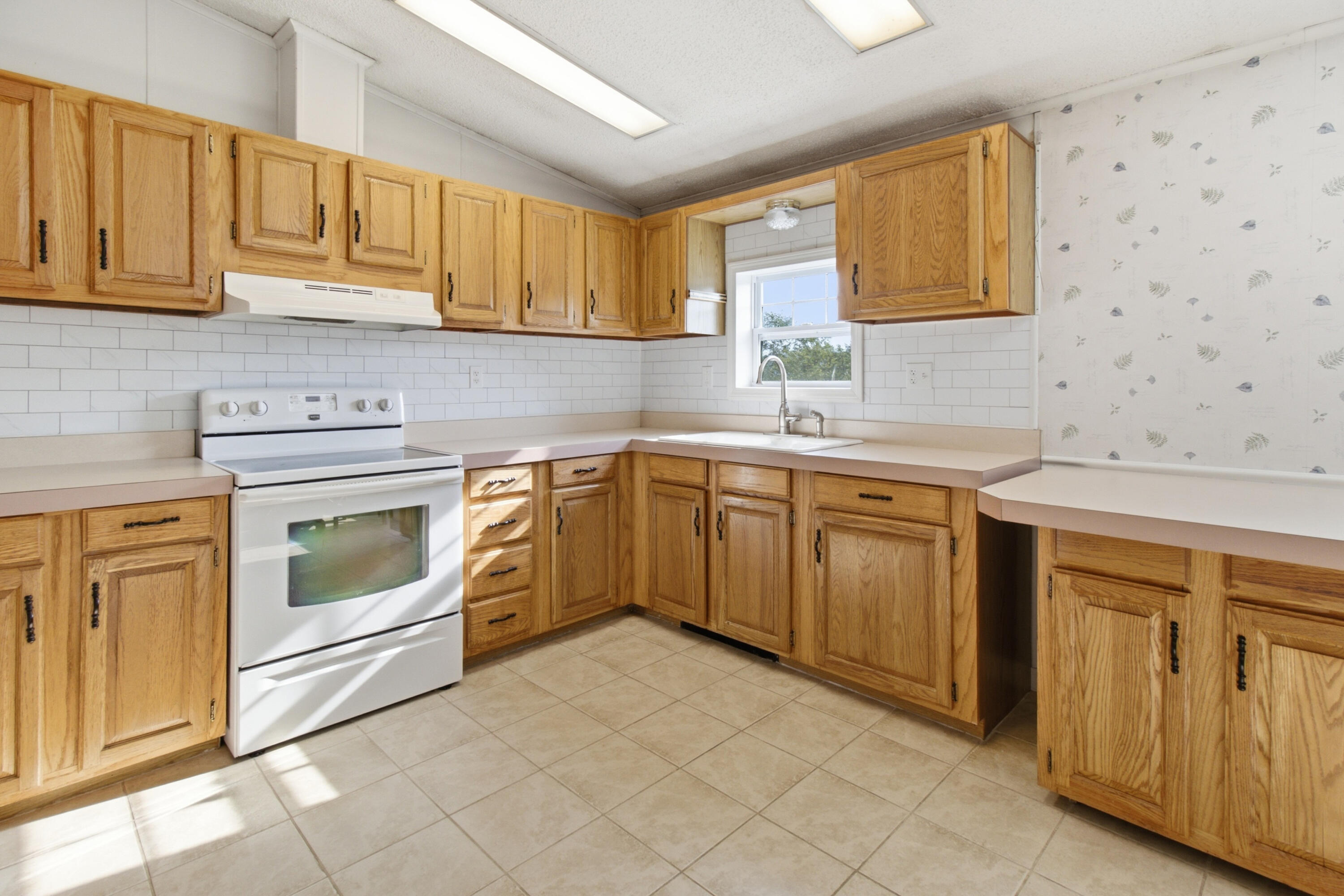 284 Sanders Road Livermore, ME 04253 - Photo 10 of 59 284 Sanders Livermore-6
