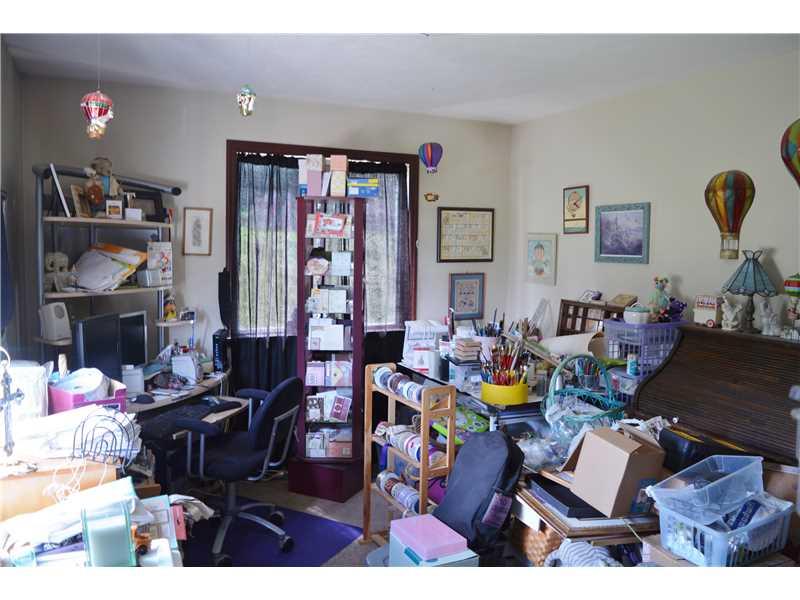 235 Kaufman Road Gibsonia, PA 15044 - Photo 11 of 25 Den. Den or a First floor bedroom. Currently a craft room