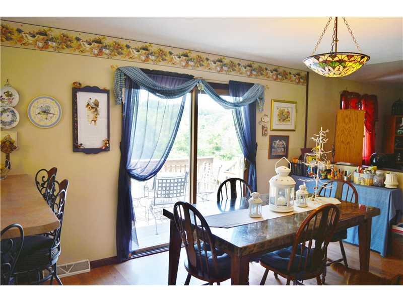 235 Kaufman Road Gibsonia, PA 15044 - Photo 4 of 25 Dining Room.