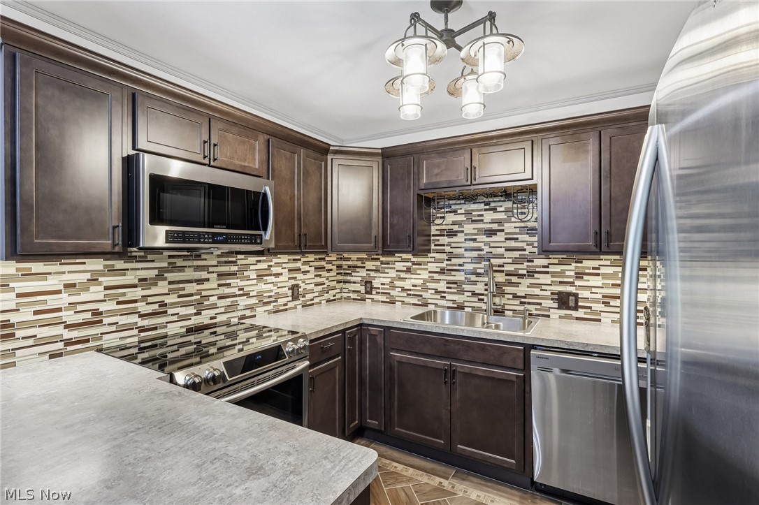 31625 Bainbridge Road Solon, OH 44139 - Photo 12 of 47