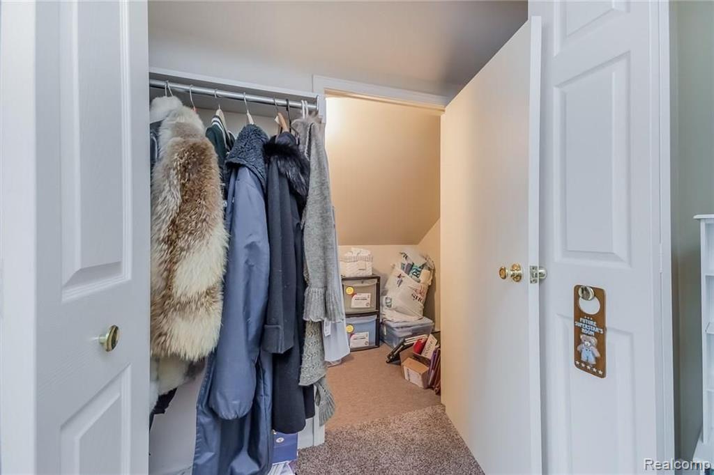 2178 Reagan Drive Rochester Hills, MI 48309 - Photo 26 of 44