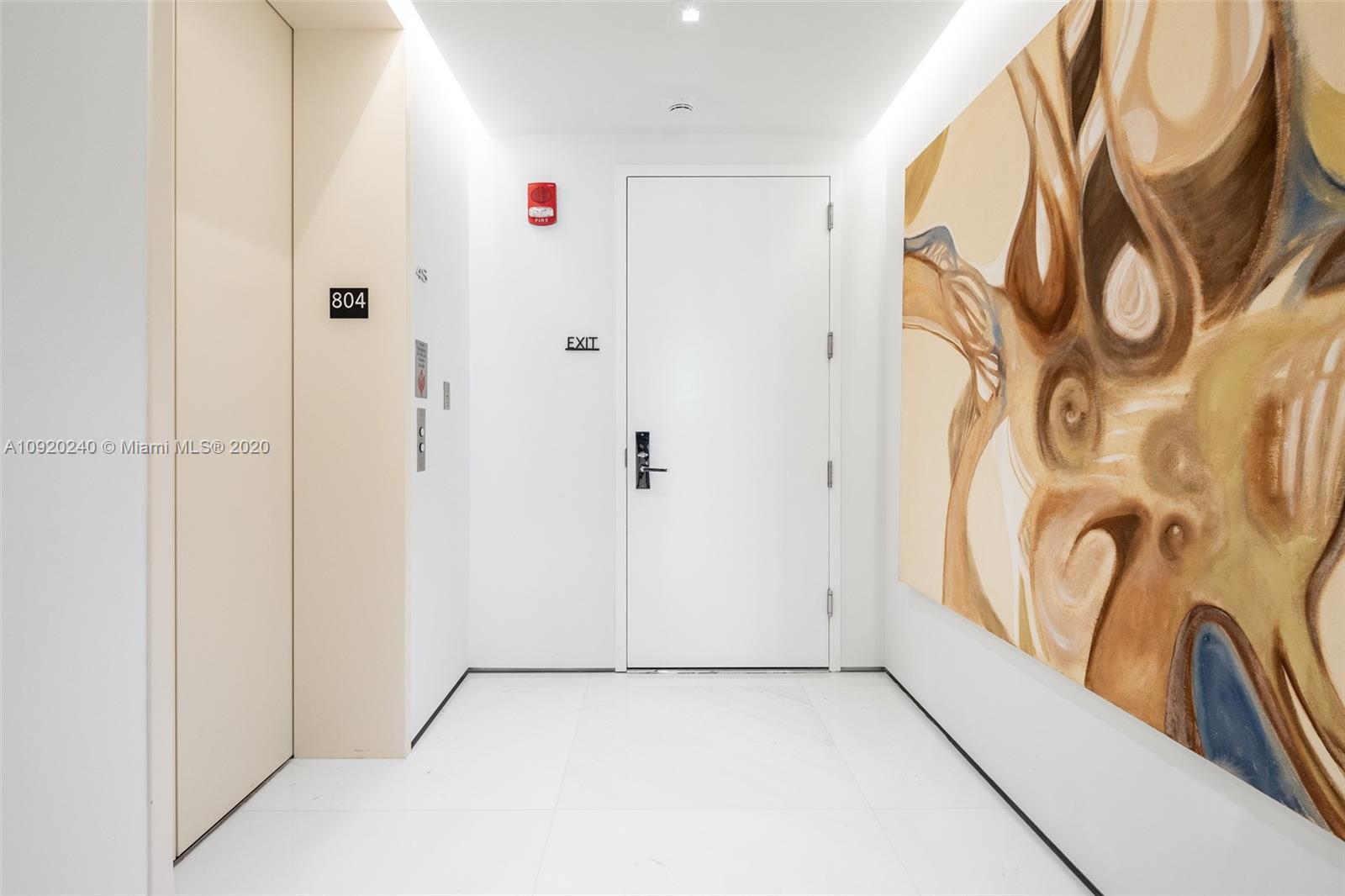 360 Ocean Drive, Unit 804S Key Biscayne, FL 33149 - Photo 20 of 49 a view of an front door