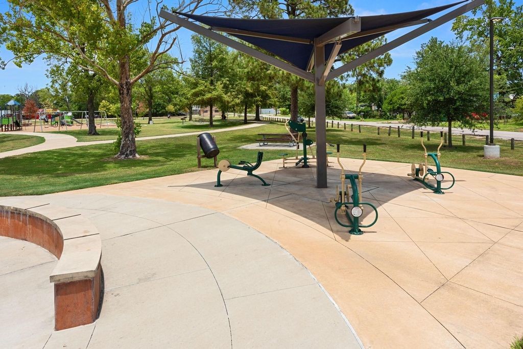 6809 Glass Street, Unit A Houston, TX 77016 - Photo 14 of 17 a view of a park with plants and trees