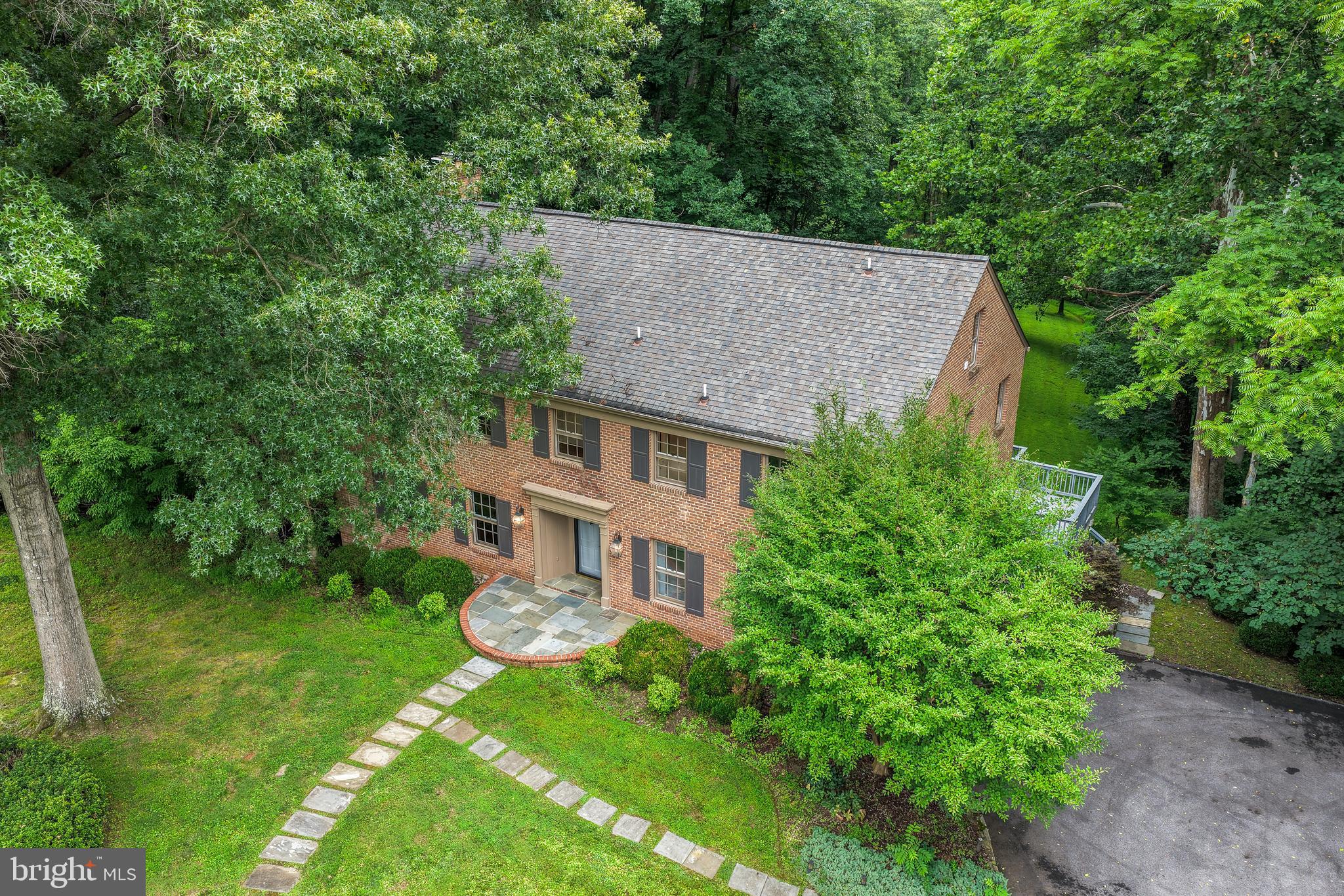 13621 Esworthy Road Germantown, MD 20874 - Photo 30 of 33 Gallery Image 30