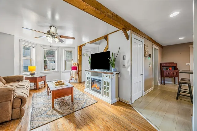 $269,999 | 46 Worthington Road, Huntington, MA 01050