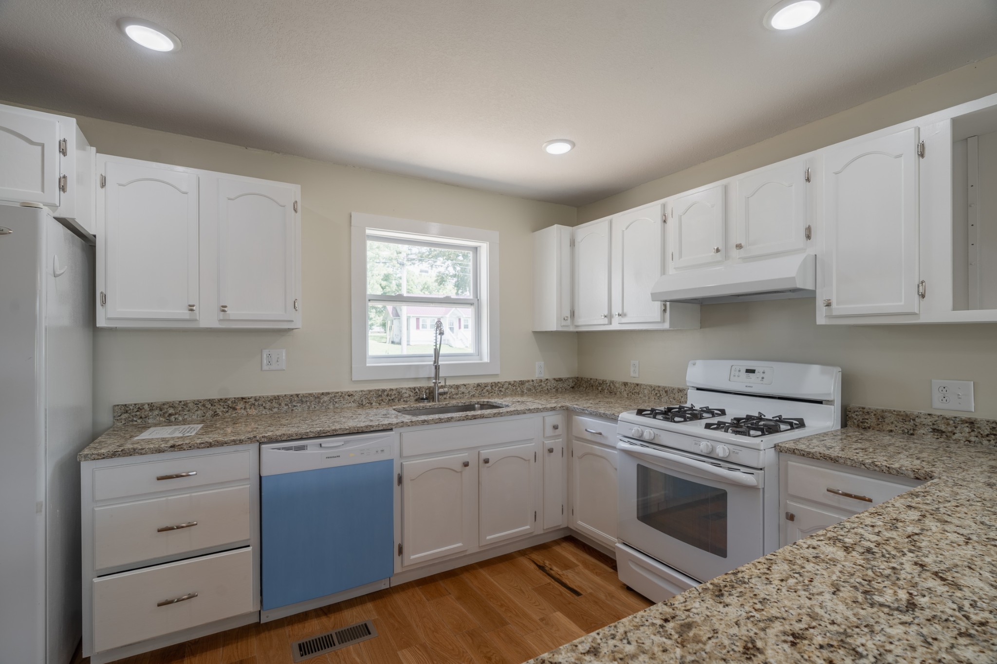413 Buffalo Valley Road Baxter, TN 38544 - Photo 6 of 31 Gallery Image 6