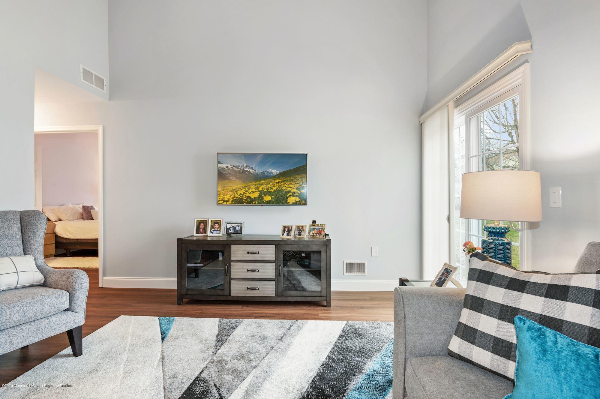 24 Portebello Road Jackson, NJ 08527 - Photo 14 of 28 012_24_PORTEBELLO_RD_290830_524424